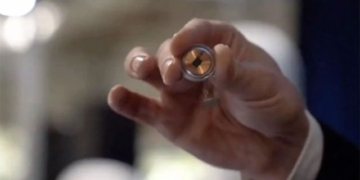 neuralink success first step in implanting chip into human brain 132470