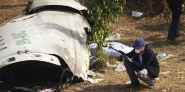 pilot mistakenly cut power causing aircraft accident killing all 72 people in nepal 131891
