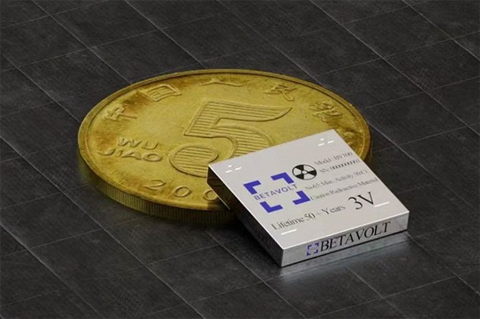 Nuclear battery smaller than a coin, lasts 50 years without charging