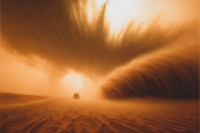 Taklamakan Desert covers an area of up to 320,000 km2.