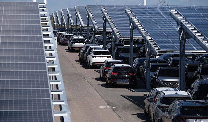 Ground-based solar power stations currently cannot produce electricity continuously.