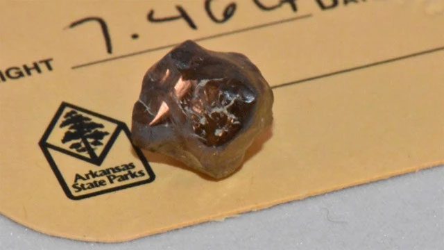 This is the largest diamond found in the park since 2020.