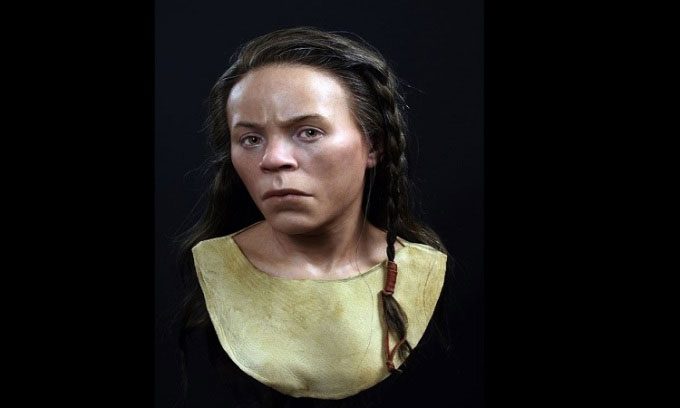 The face of a woman in her 20s from an early Bronze Age grave.