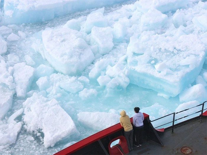 Due to global warming, permafrost is gradually beginning to melt.