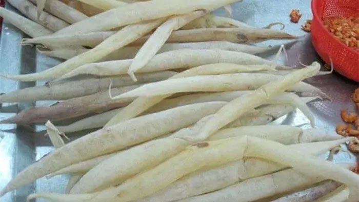The swim bladder is low in calories but high in quality protein.