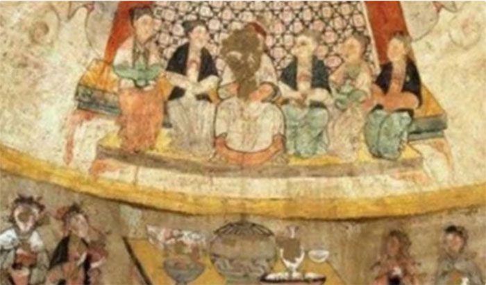 Another mural in the ancient tomb.
