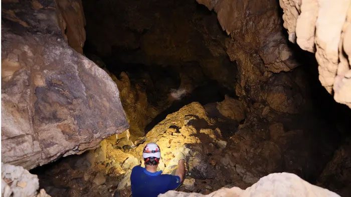 Surveying at Co Sao Mountain Cave in the Tam Chuc complex.