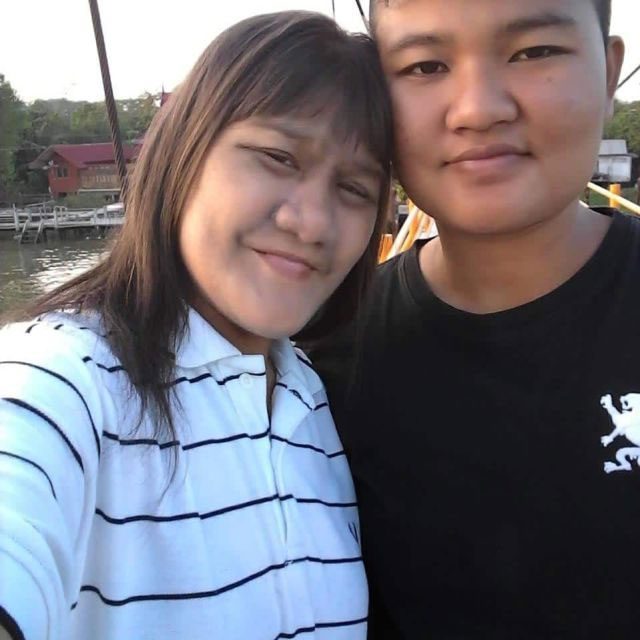 Natty married her longtime boyfriend, whom she has known since school.