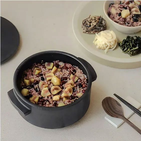 Mixed grain rice helps reduce sudden spikes in blood sugar.