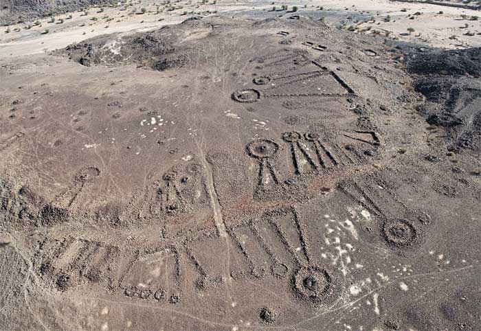 4,500-year-old ancient road network in Arabia