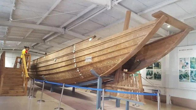 Experts predict this ship dates back to the Yuan Dynasty.