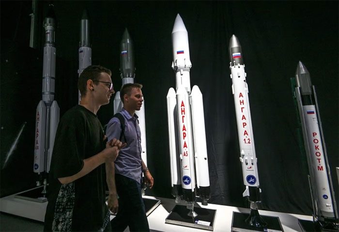 The current race to the Moon involves many powers
