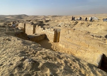 discovery of 4 400 year old mummy of pharaohs child 130258