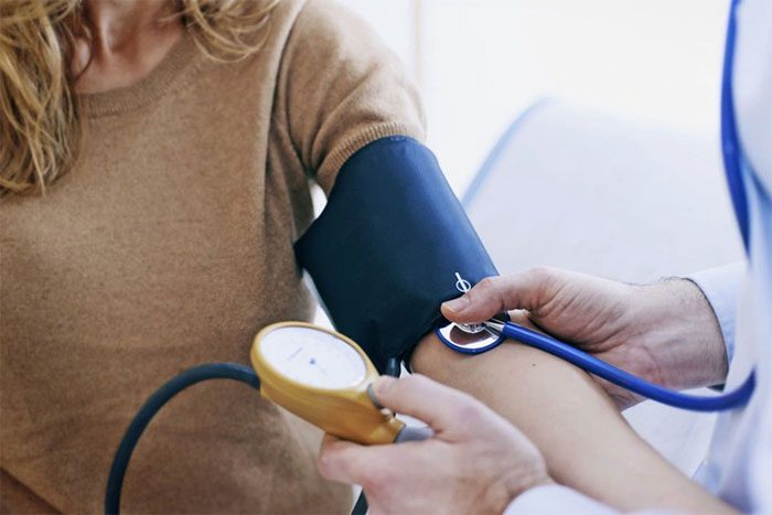 Incorrect posture when measuring blood pressure leads to inaccurate results