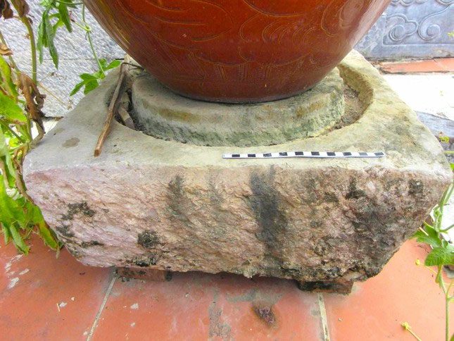 These stone bases are over 600 years old.