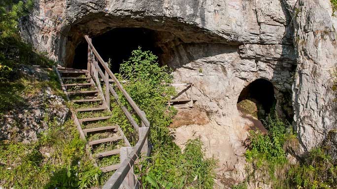 Denisova Cave