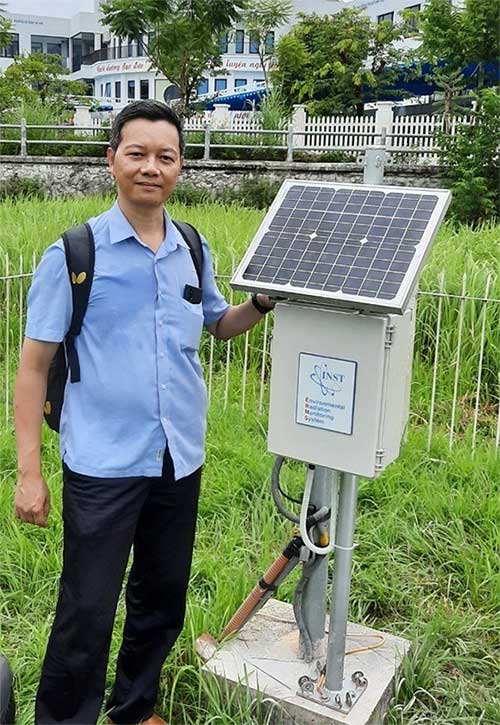 The VinaERMS-INST system installed at Mai Pha meteorological station, Lang Son in July 2022.