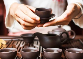 herbal teas not drunk hot help cool down no less than iced tea 129954