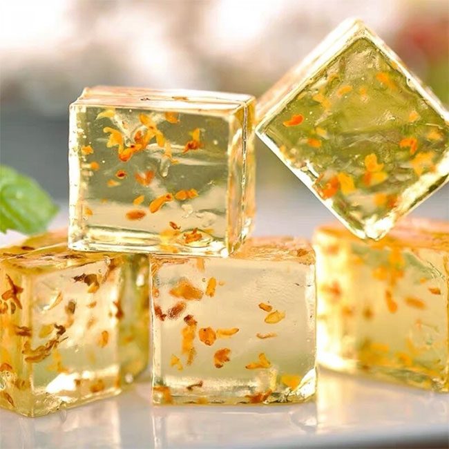 Concubines particularly favored Osmanthus cake for its taste and beauty benefits