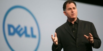 interesting hobbies of billionaires jeff bezos loves fishing with a giant spear michael dell likes painting 130657