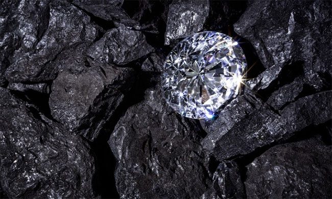 Diamonds formed in the mantle billions of years ago before being pushed to the Earth's surface.