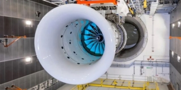largest power engine in the world runs out of power 131060