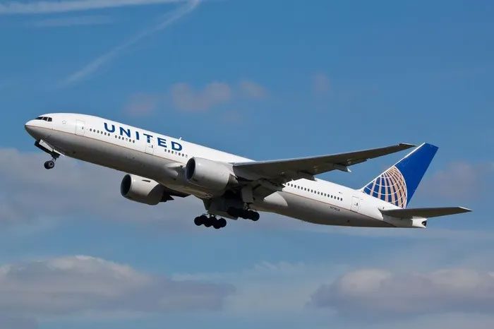 may bay cua United Airlines 1
