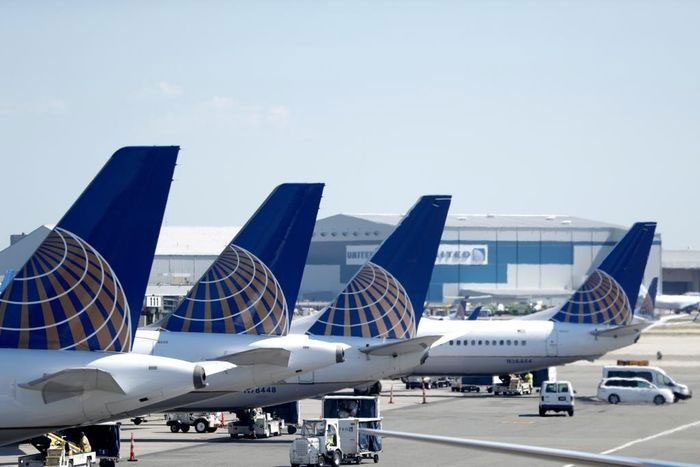 may bay cua United Airlines