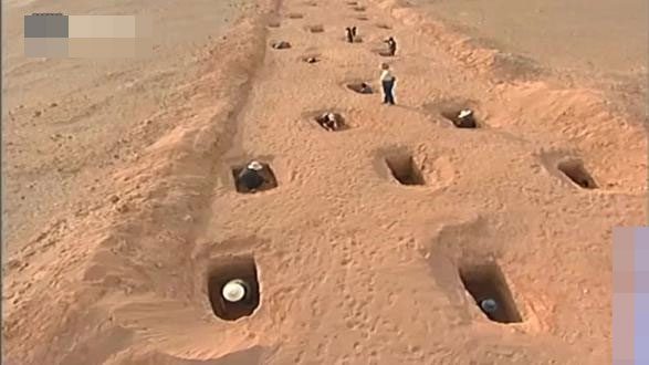 Ancient tombs discovered in Yanghai Cemetery