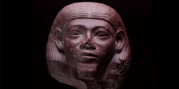 mysterious 4 000 year old artifact discovered in playground 131253