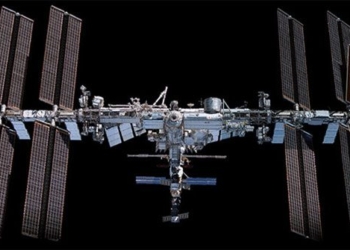 nasa reveals plan to handle iss station 420 tons 130030