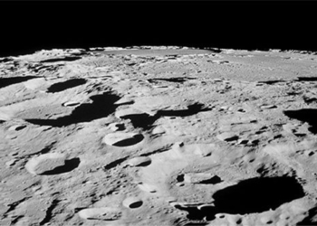 nasa scientists say life could exist on the moon 129754