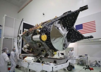 nasa sets record communication light speed 16 million km 131206