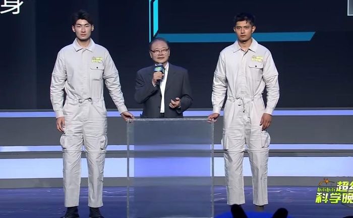 Chinese scientist demonstrates invisibility capability.