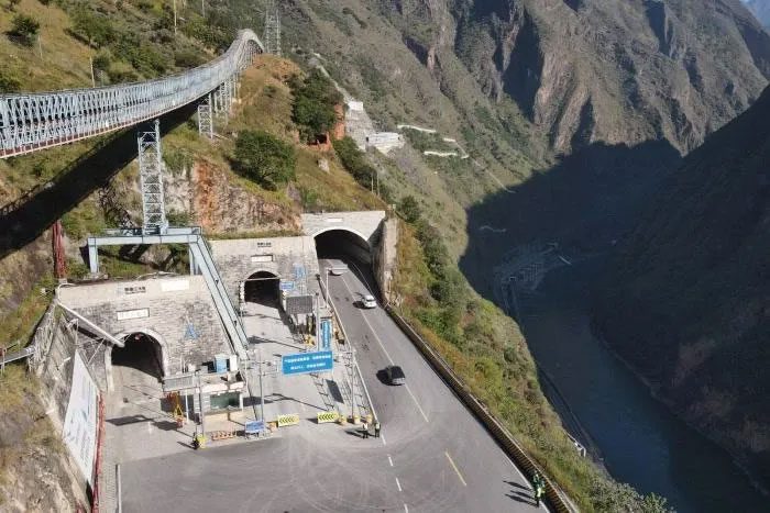 Entrance to the tunnel leading to the Ganbing Underground Laboratory.