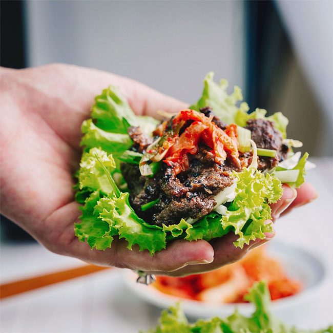 This leafy green also contains ascorbic acid
