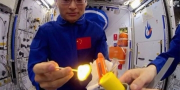 see chinese astronauts light the ball on tian gong space station 130173