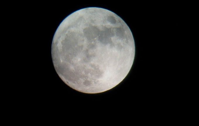 Image of the moon captured in Ho Chi Minh City.