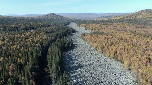Big Stone River is called a river but has no water.