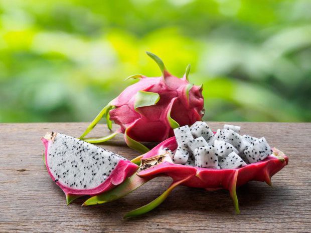 Dragon fruit has a sweet and slightly sour taste, considered a cooling fruit with heat-clearing properties.