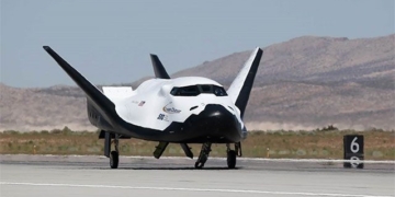 the first commercial spacecraft preparing for rescue mission 131000