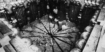 the ideal city of 2200 mice with a dismal ending 130523