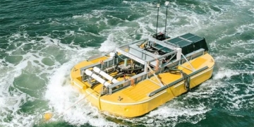 the importance of coastal marine activity equipment 130852