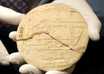 the pythagorean theorem found on the tablets of ancient babylonians before pythagoras time 1000 years 131222