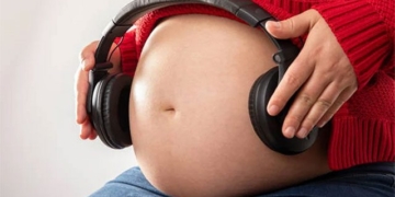 the sounds fetuses hear in the womb have any stimulating effects on the brain 131417