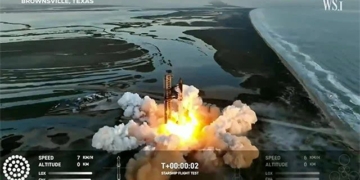 the time spacex sent satellites to space 131101