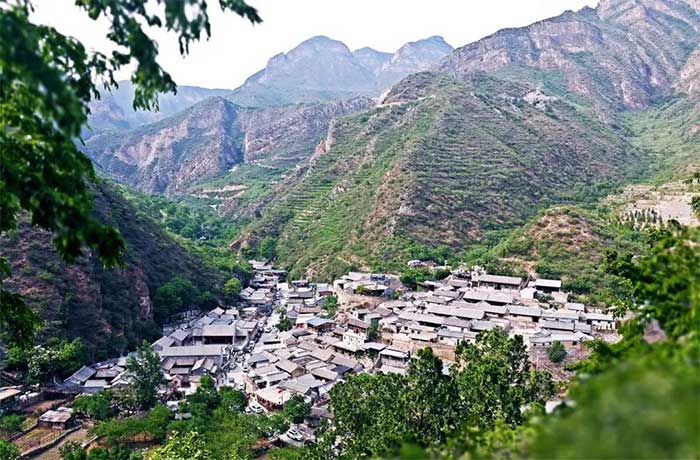 Thuan De Xia Village.