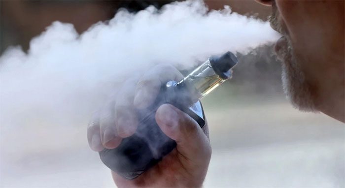 Approximately 2 million people in Australia use e-cigarettes.