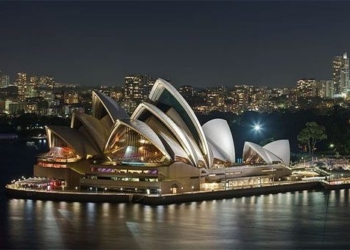 top 10 most beautiful cities at night in the world 130075