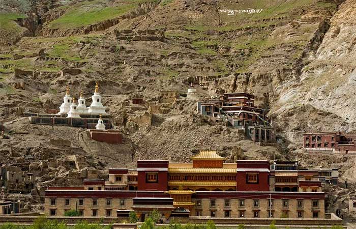 Sakya Monastery houses thousands of statues, paintings, murals, thangkas, mandalas...